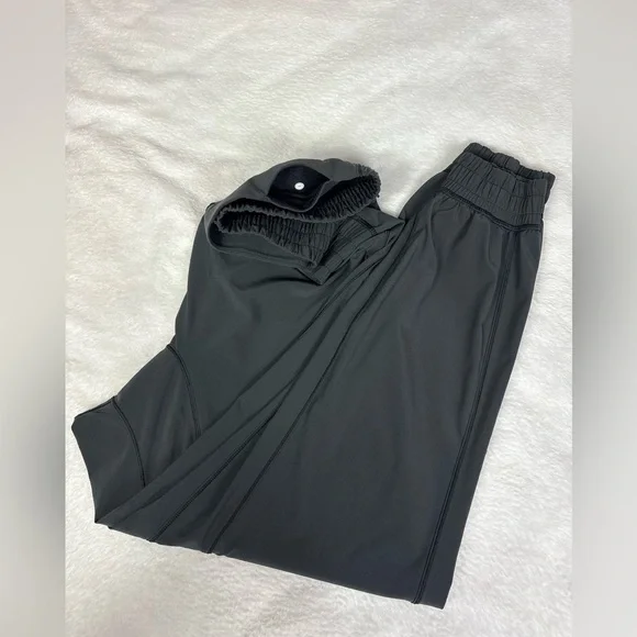 lululemon athletica Black Jogger Pants - Picture 4 of 10